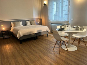 Studio in villa near Fiera Milano at Metro stop